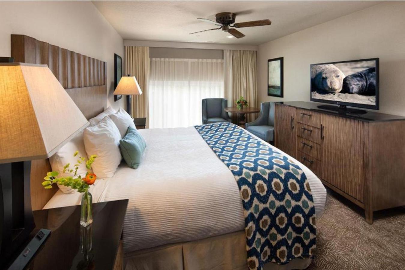 Cambria Landing Inn And Suites Экстерьер фото